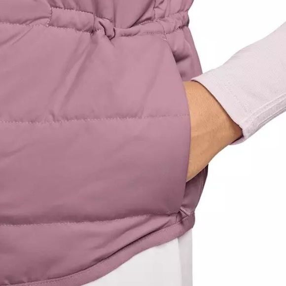 NWT Nike Women's Therma-FIT Swift
Running Vest - Picture 8 of 9